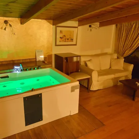 Chris Hotel 2*